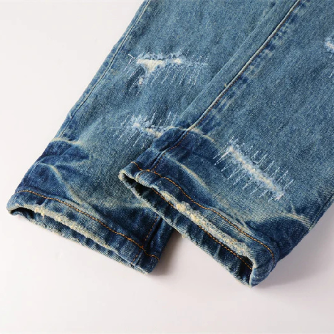 Ripped Pattern Blue Jeans