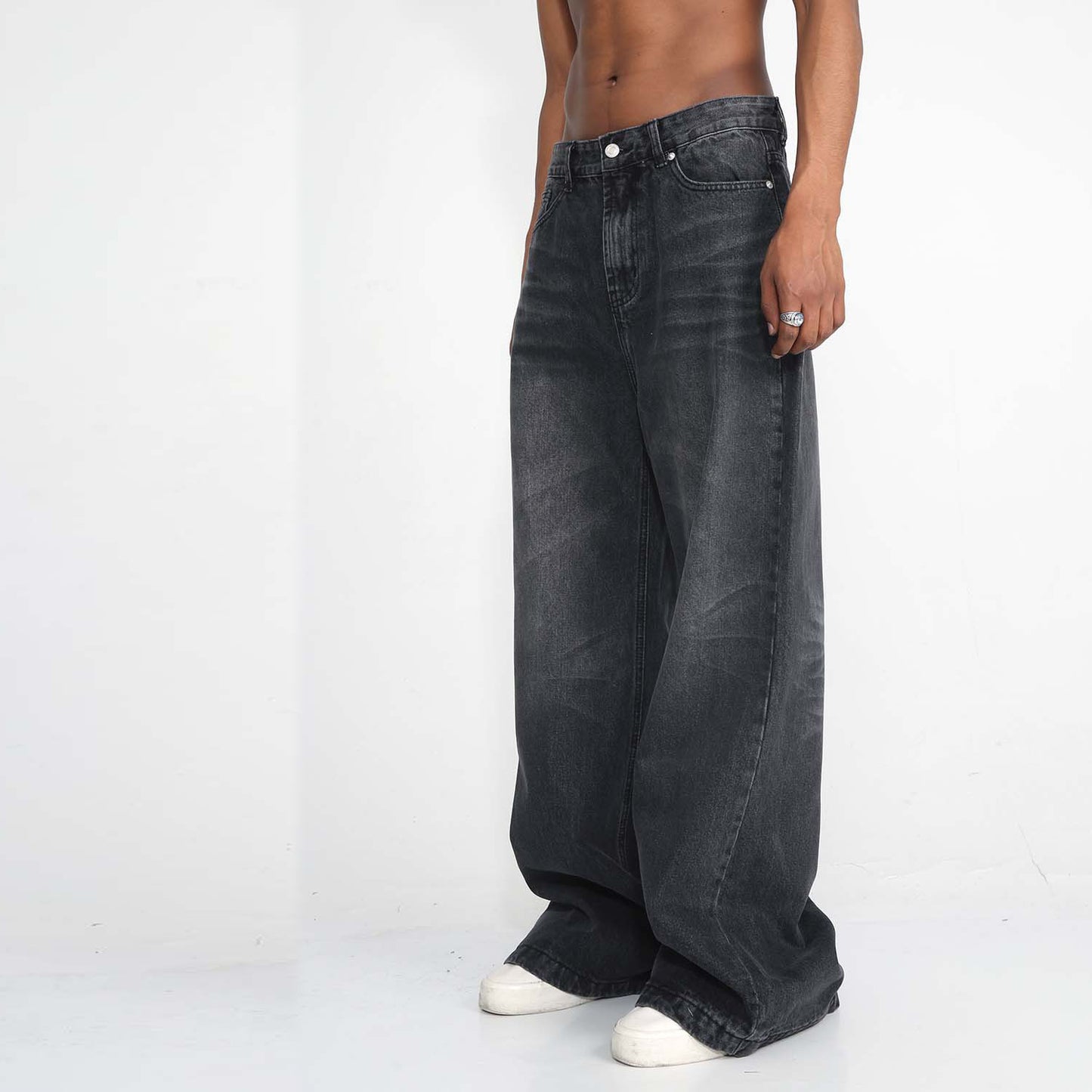 Retro Black Baggy Jeans